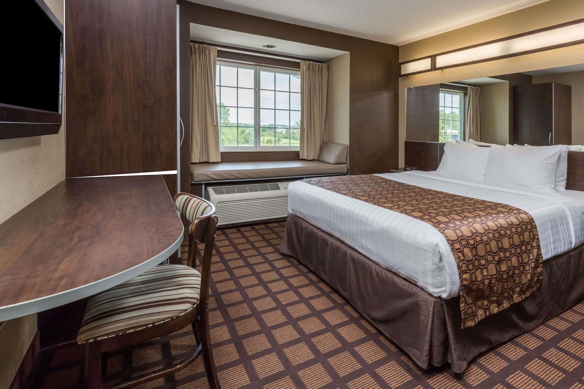 Microtel Inn & Suites By Wyndham Jacksonville Airport Bagian luar foto