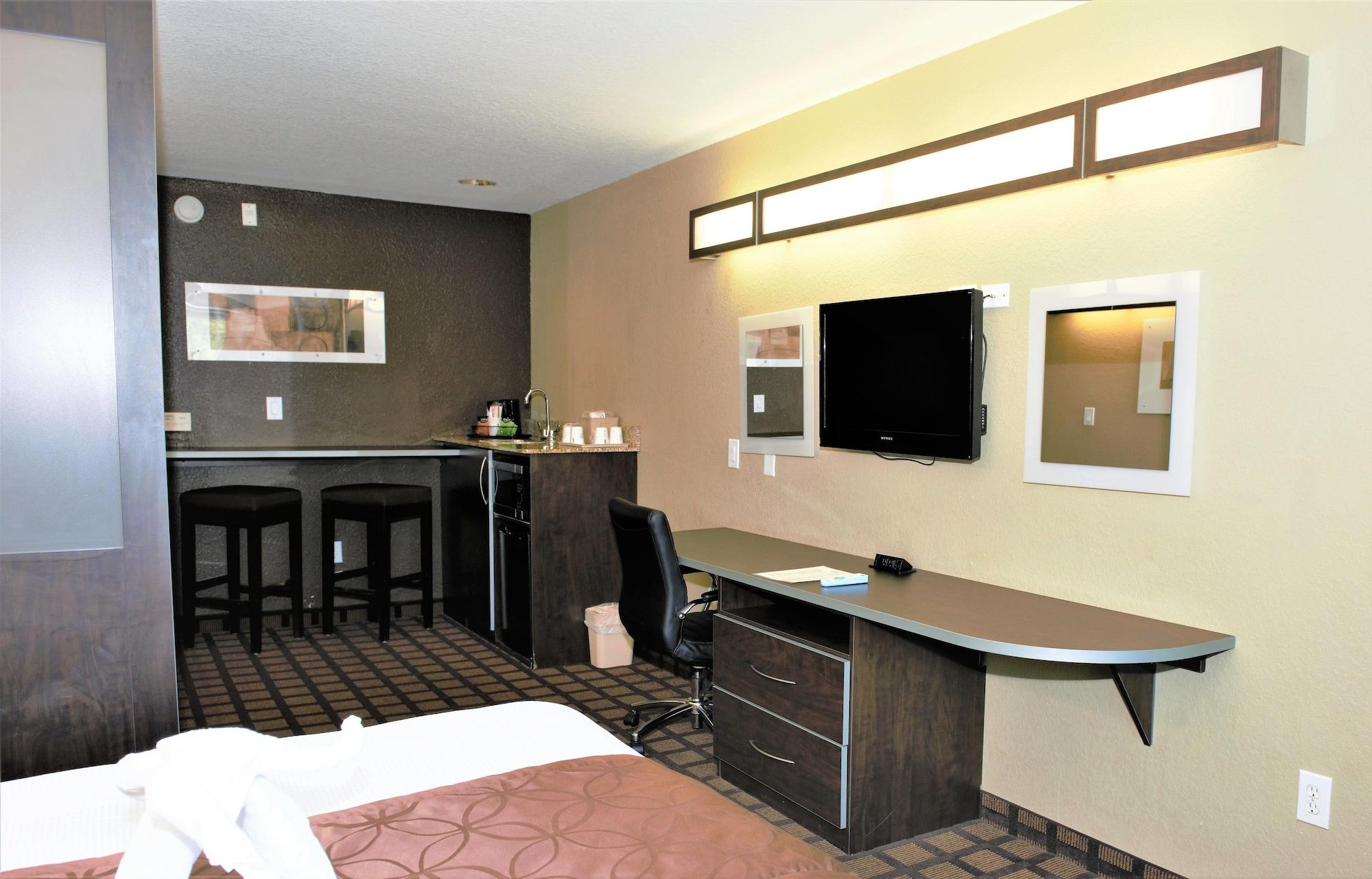 Microtel Inn & Suites By Wyndham Jacksonville Airport Bagian luar foto